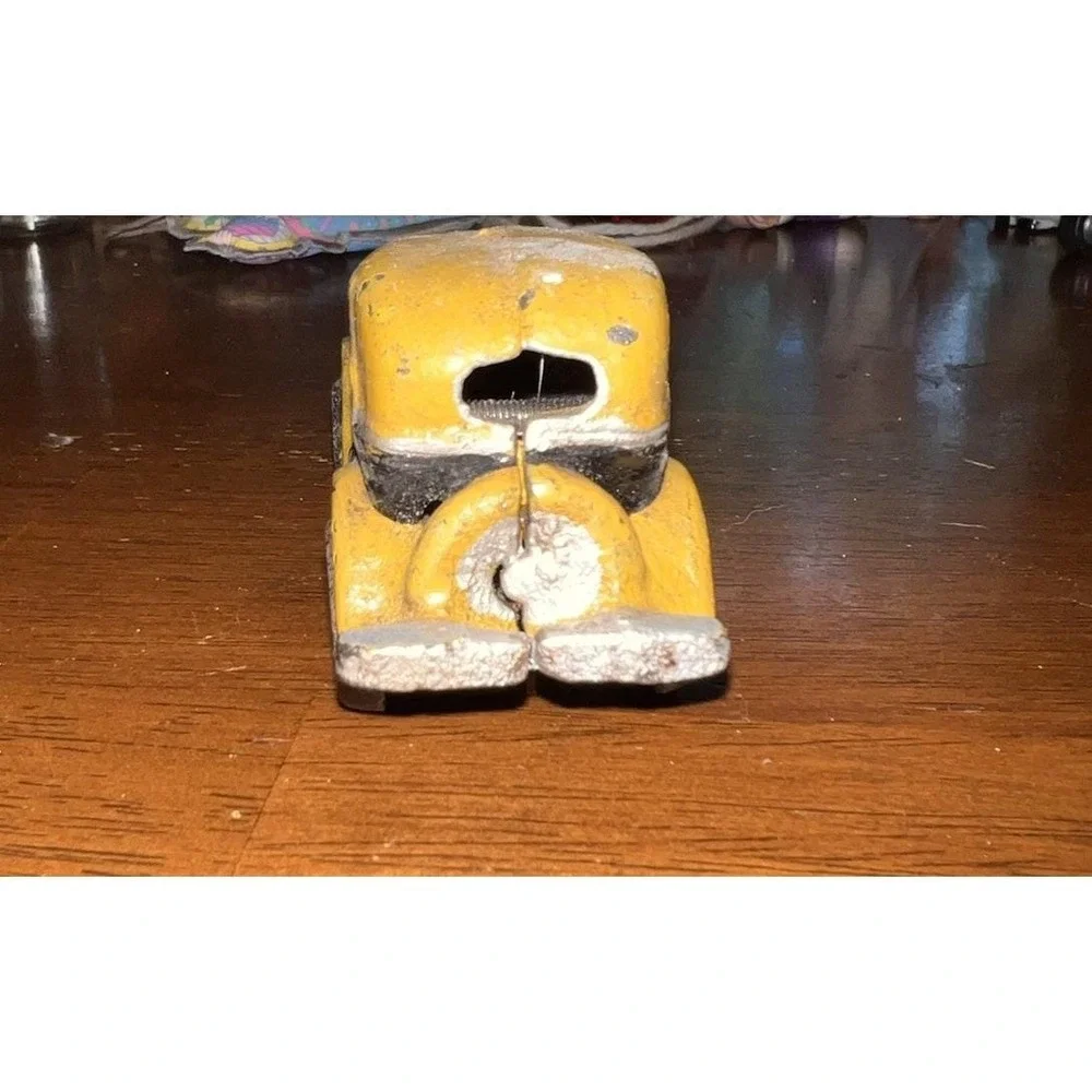 N/A retro industrial toy
